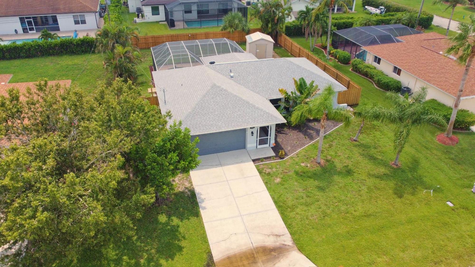 Beautiful Pool Home With Sleeping For 8 For Lovelypeople Cape Coral Exterior photo